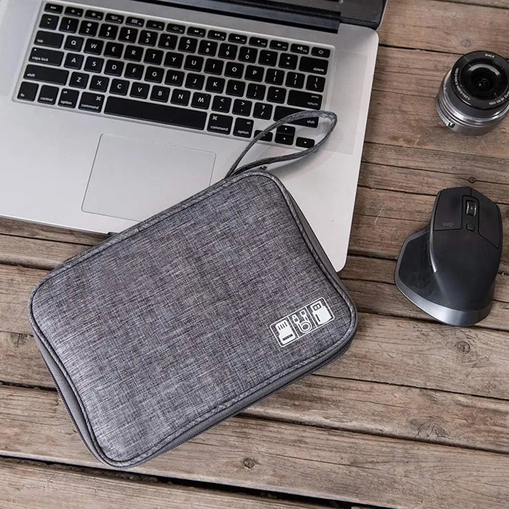 Parent Tech Travel Pouch